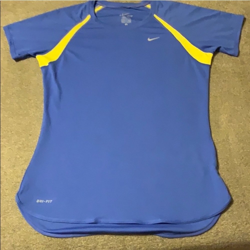 Nike Dri Fit Short Sleeve
